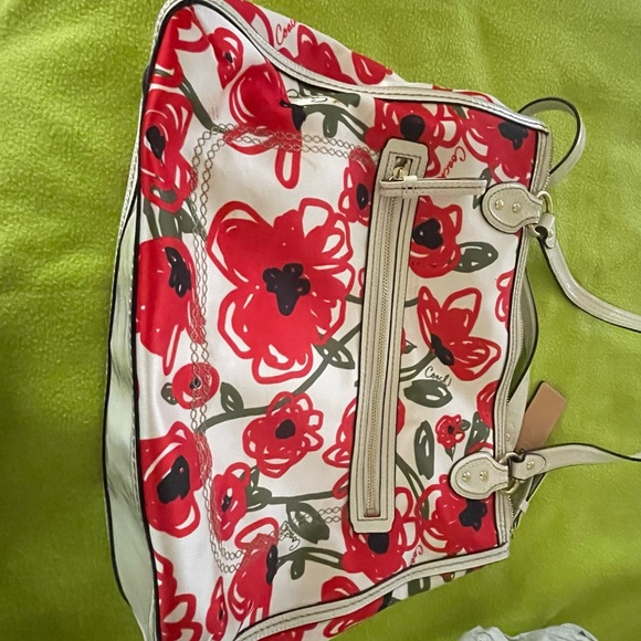 Coach purse - Picture 10 of 10